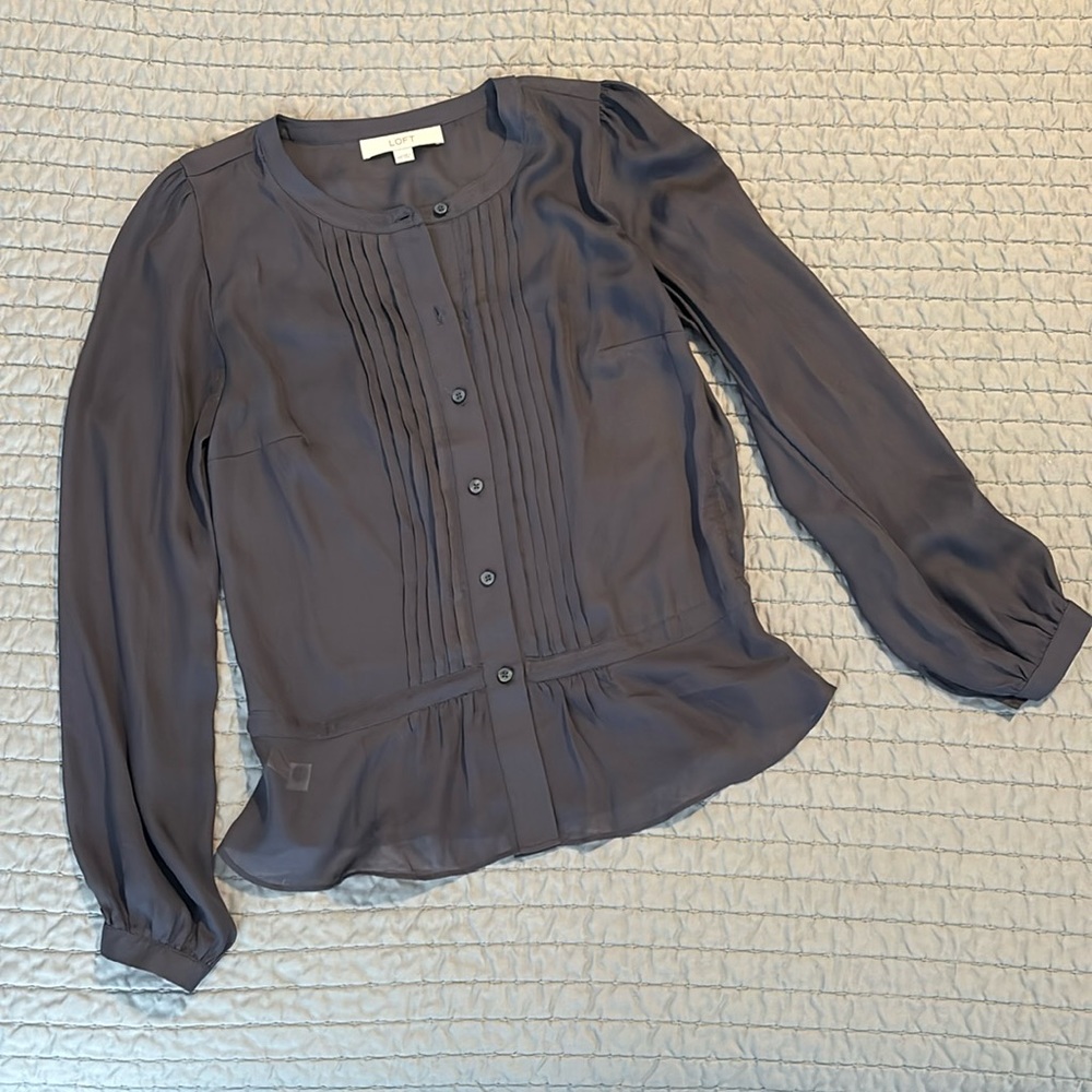 LOFT Button Front Pintuck Peplum Blouse, XXS, EUC